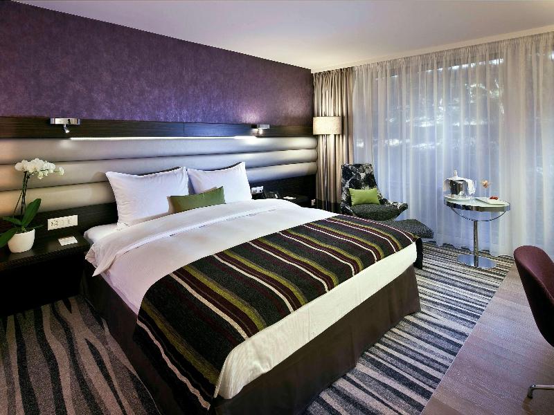 Movenpick Hotel Lausanne - Oda