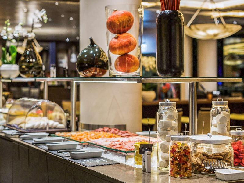 Movenpick Hotel Lausanne - Restoran