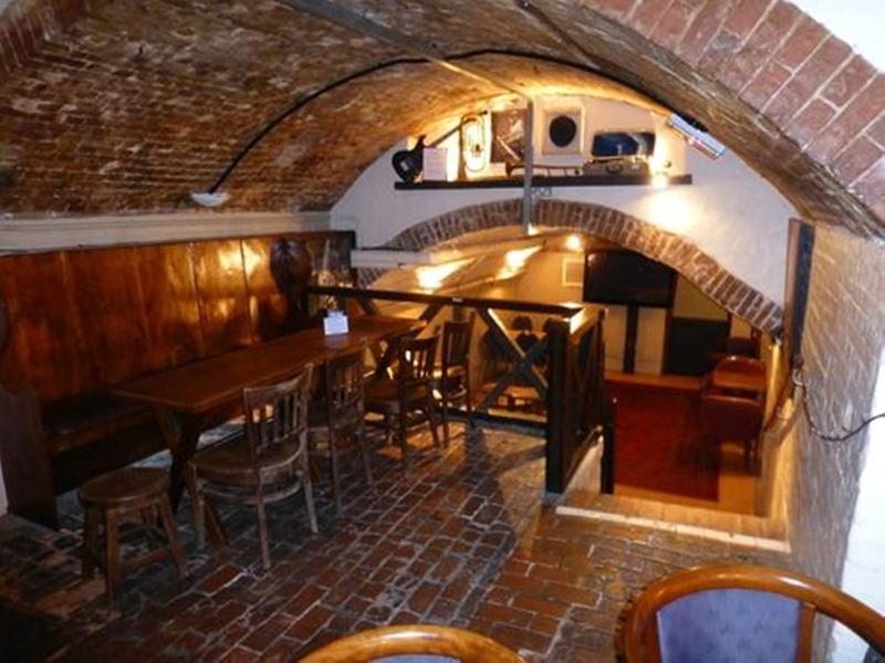The Bear Hotel - Bar