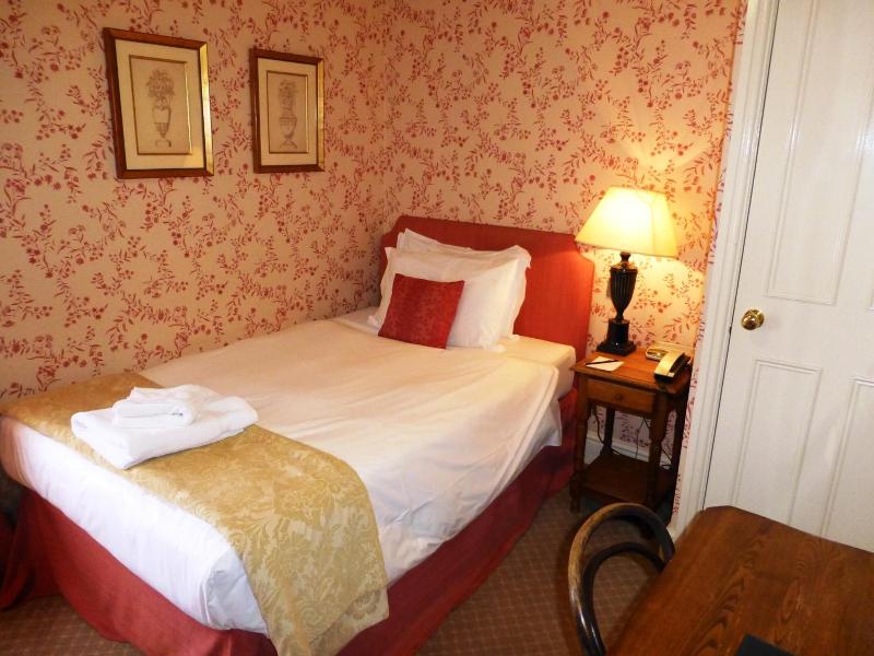 The Bear Hotel - Oda