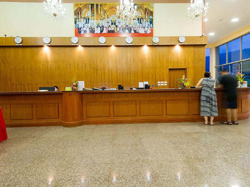 Elite Suites Patong - Lobi