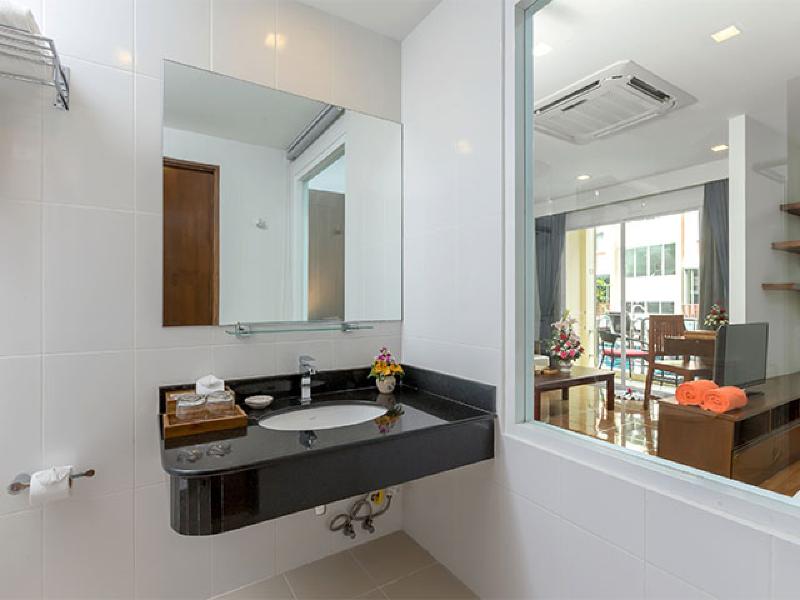 Elite Suites Patong - Oda