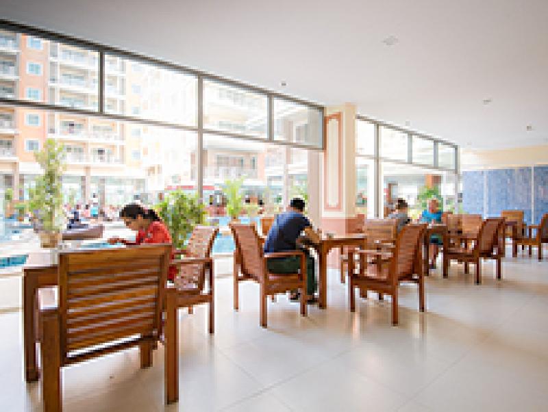 Elite Suites Patong - Restoran