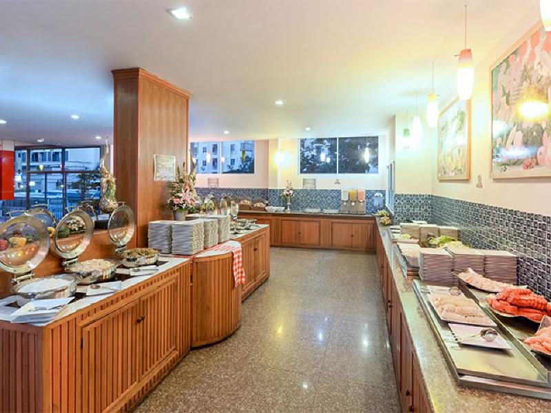 Elite Suites Patong - Restoran
