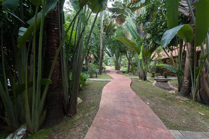 Ruen Ariya Resort by ZUZU - Genel