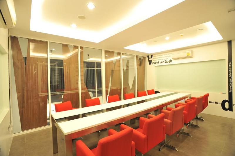 Paeva Luxury Serviced Residence SHA by ZUZU - Toplantı