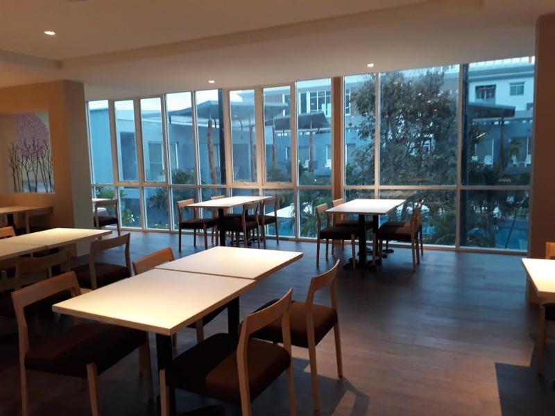 Paeva Luxury Serviced Residence SHA by ZUZU - Restoran