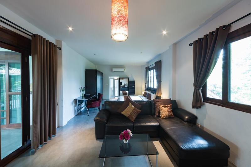 The Twenty Lodge - Genel