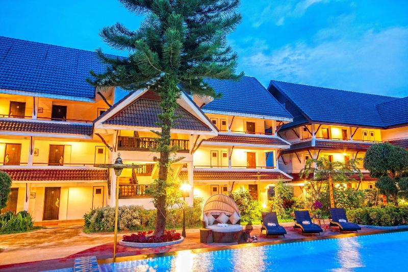 Nak Nakara Hotel - Havuz