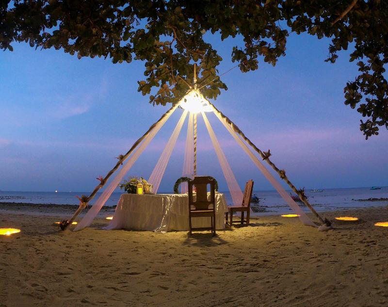 Phi Phi Relax Beach Resort - Restoran