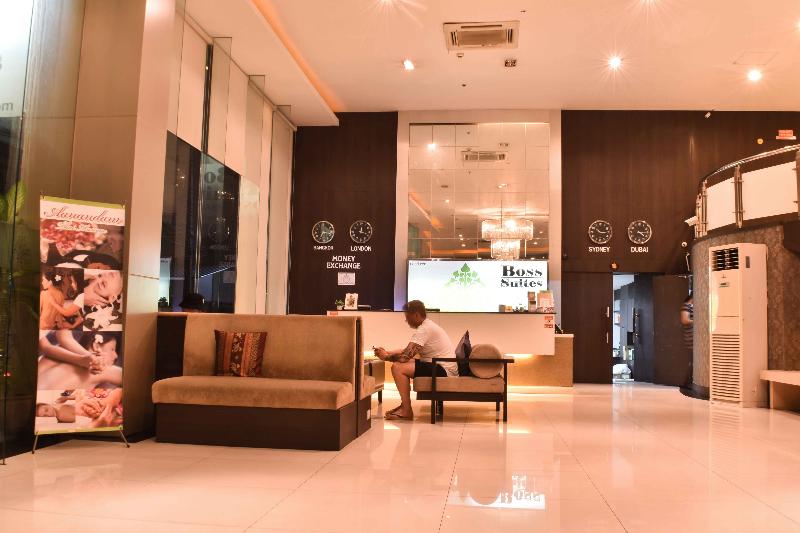 Boss Suites Nana - Lobi