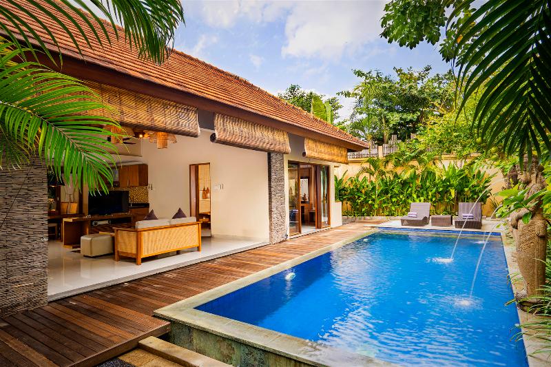 Lasanti Villas & Spa Seminyak - Havuz