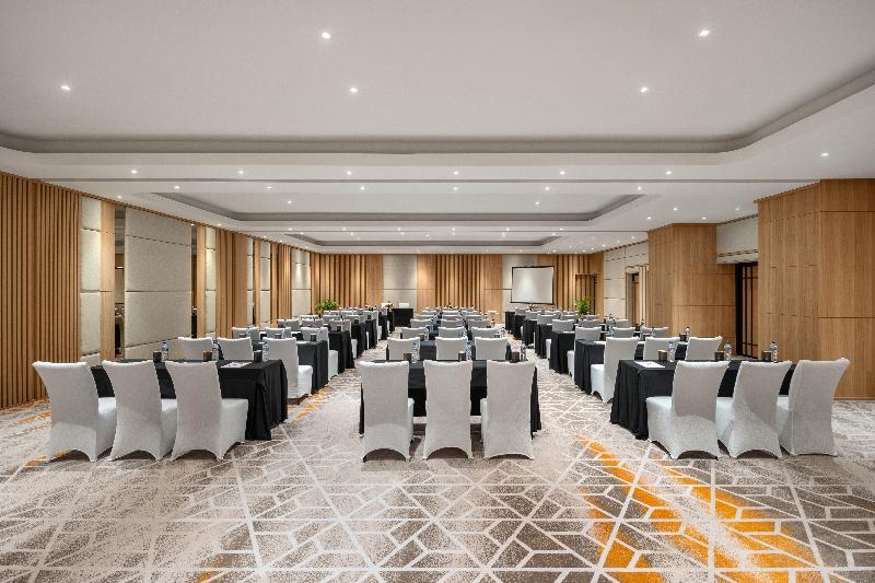 Holiday Inn Express Bali Sunset Road - Toplantı