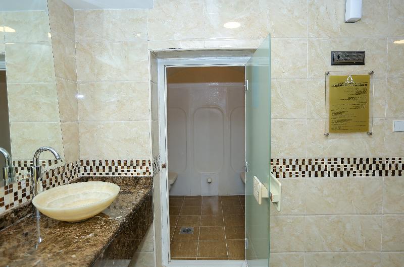 Ivory Grand Hotel Apartments - Aktivite