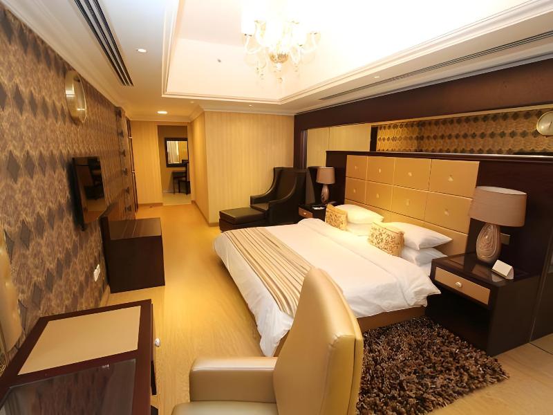 Ivory Grand Hotel Apartments - Oda