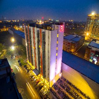 Monoloog Hotel Bekasi otel fotoğrafı