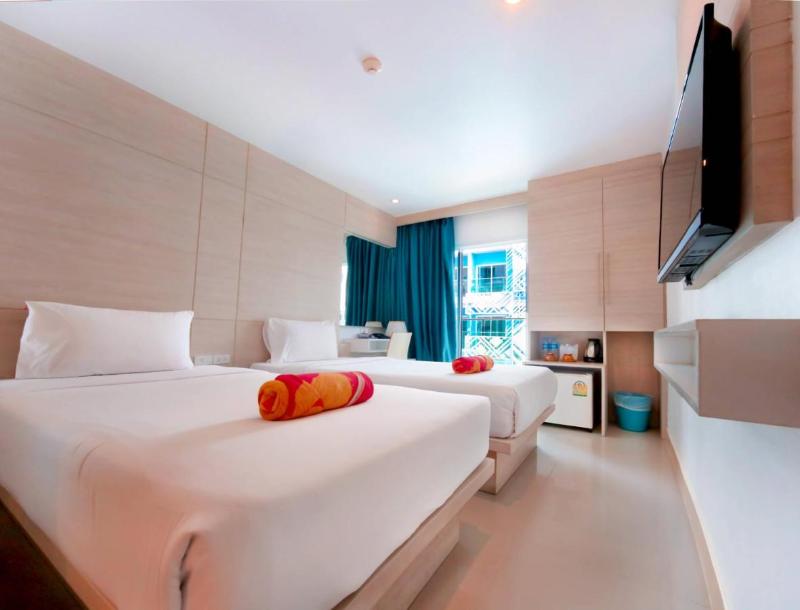 Mirage Express Patong Phuket Hotel - Oda