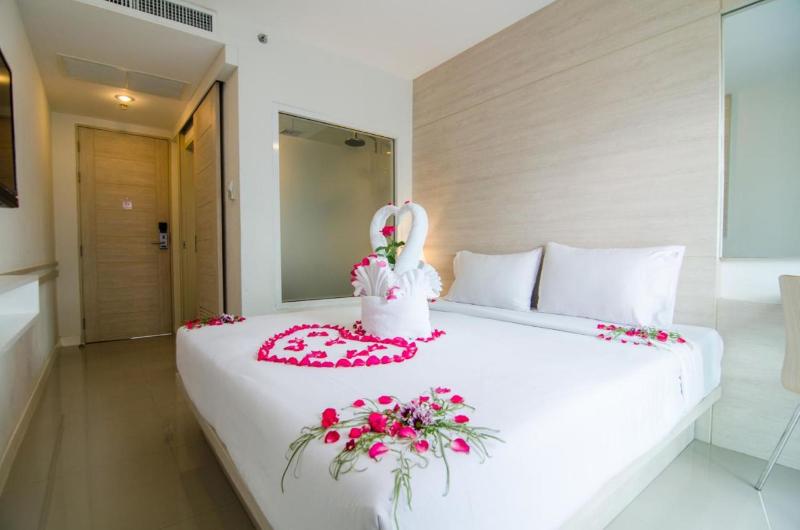 Mirage Express Patong Phuket Hotel - Oda
