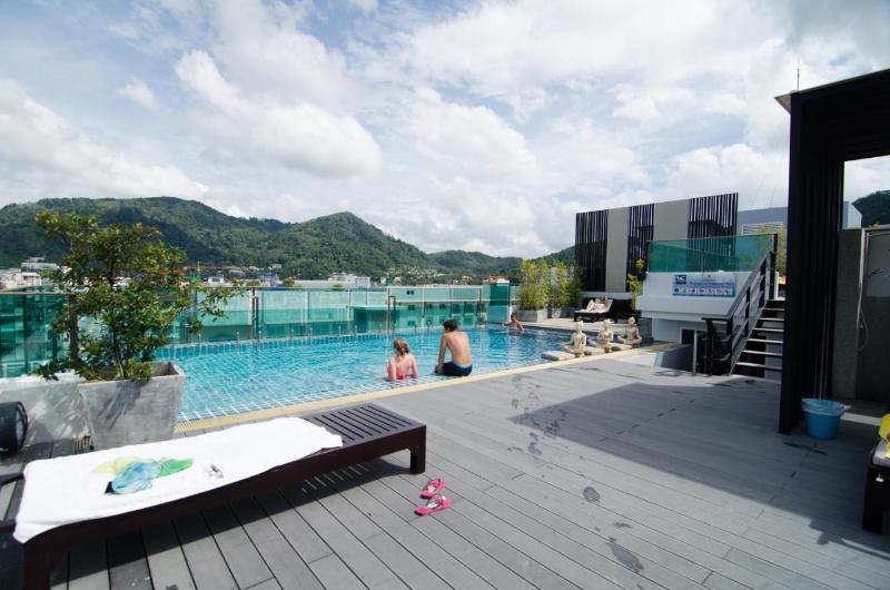 Mirage Express Patong Phuket Hotel - Havuz