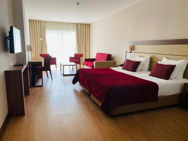 Plácido Hotel Douro Tabuaço - Oda