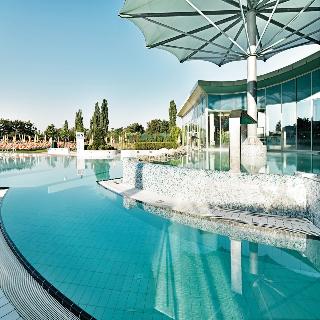 Therme Laa - Hotel & Silent Spa fotoÄŸrafÄ±