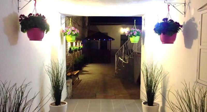 Garden House - Genel