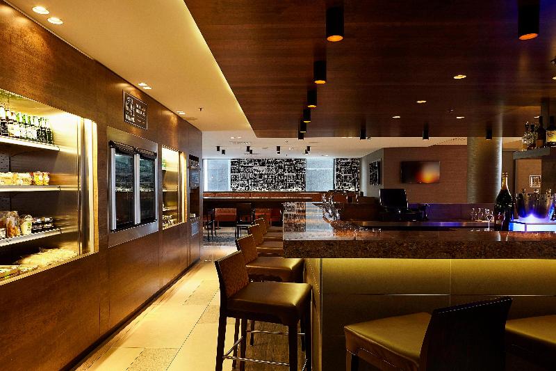 Hyatt Place Amsterdam Airport - Bar