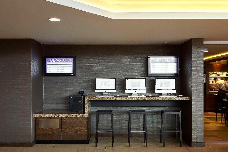Hyatt Place Amsterdam Airport - Lobi