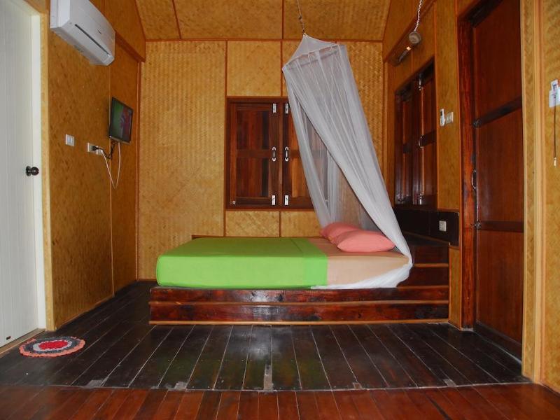 Malibu Beach Bungalows - Genel