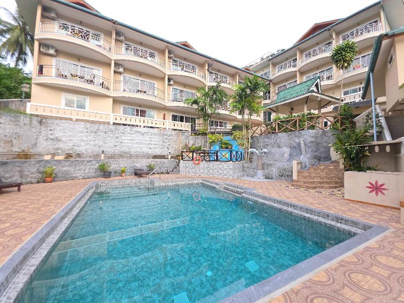 Patong Rai Rum Yen - Havuz