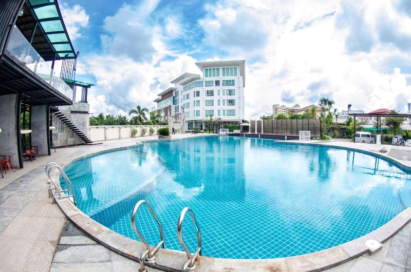 Prajaktra Design Hotel - Havuz
