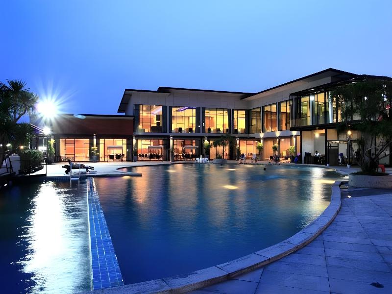 Prajaktra Design Hotel - Havuz