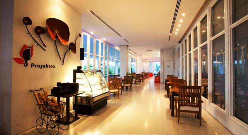 Prajaktra Design Hotel - Restoran