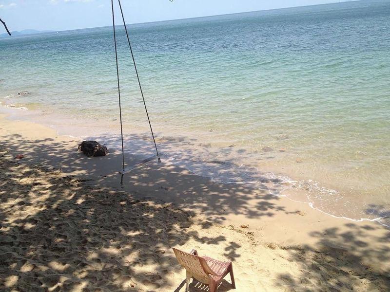 Koh Jum Resort - Plaj