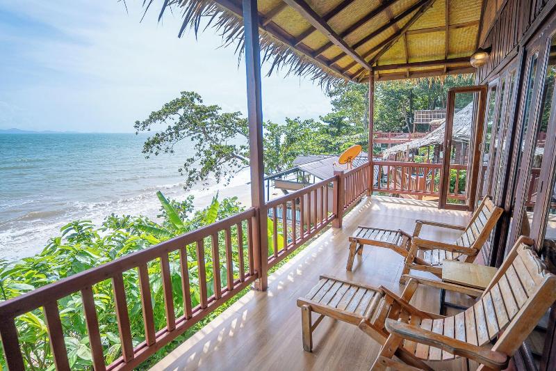 Koh Jum Resort - Plaj