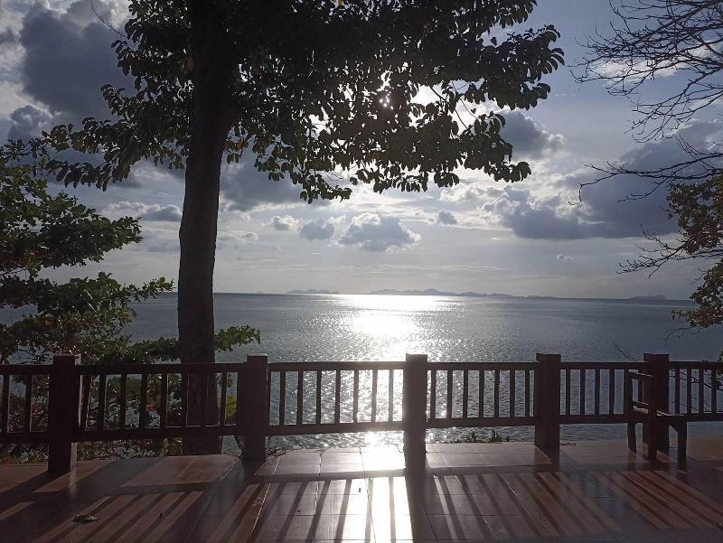 Koh Jum Resort - Plaj