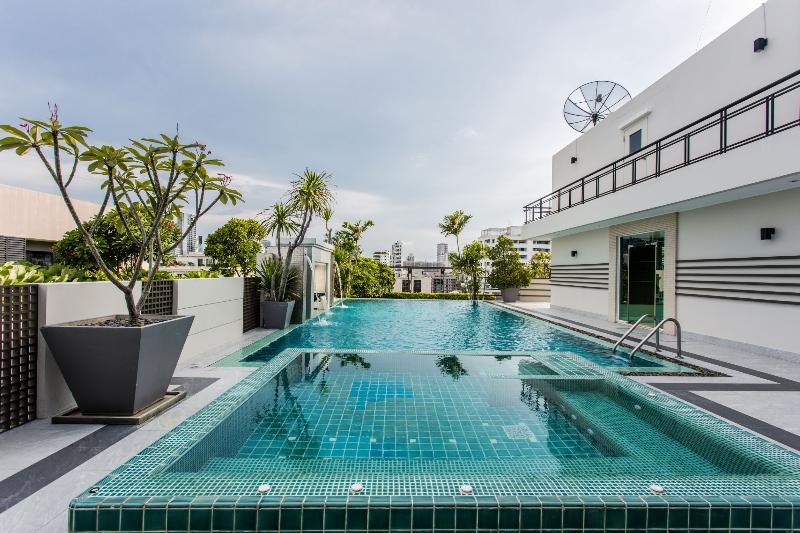 D Varee Montara Thonglor25 - Havuz