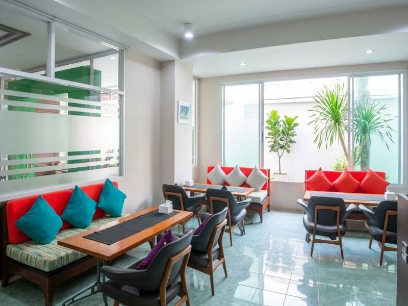 Baiyoke Ciao Hotel - Restoran