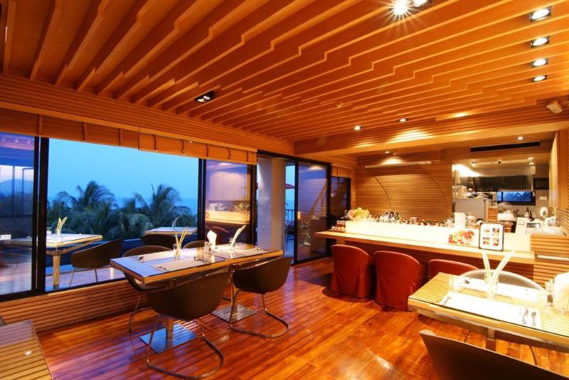 Dune Hua Hin - Genel
