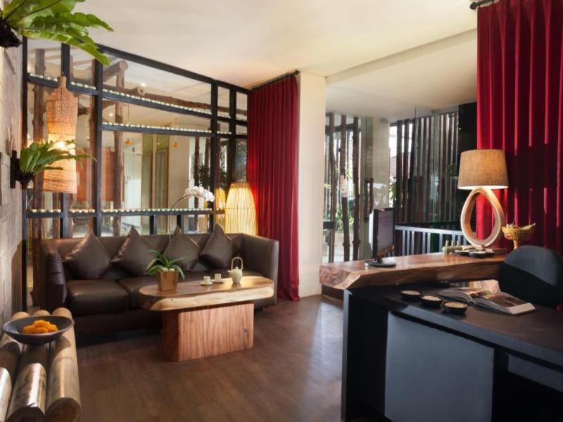Grandmas Legian Hotel - Lobi