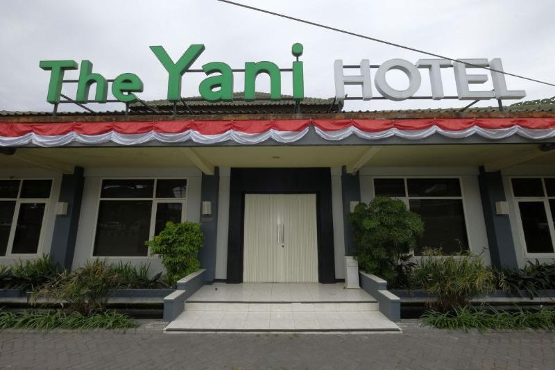 The Yani Hotel Bali by ZUZU - Genel