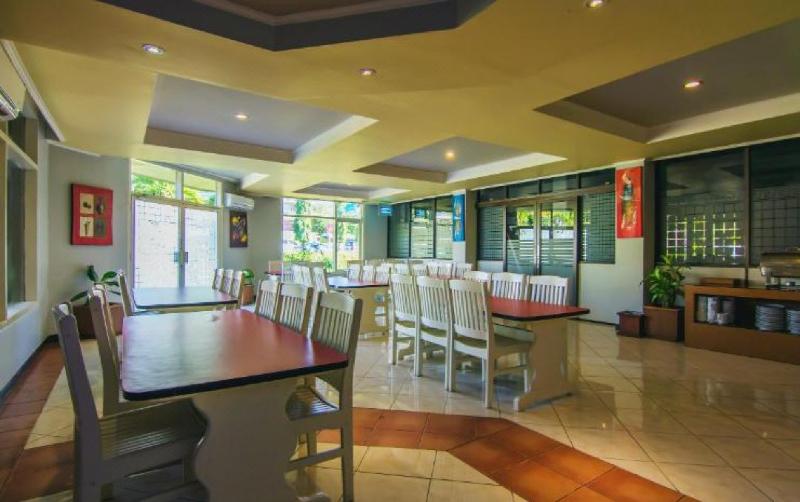 The Yani Hotel Bali by ZUZU - Restoran