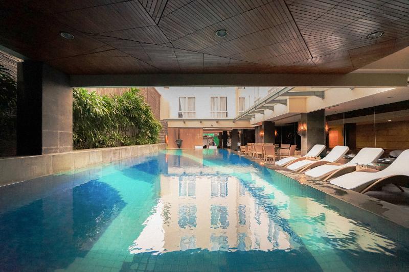 Solaris Hotel Kuta - Havuz