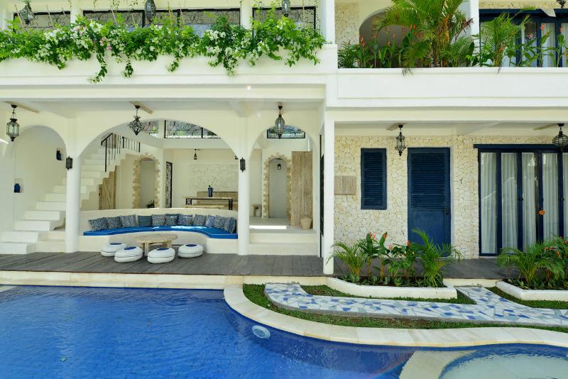 Artemis Villa - Genel