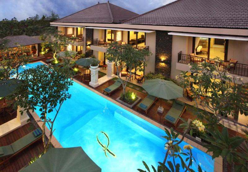 D'Penjor Seminyak - Havuz