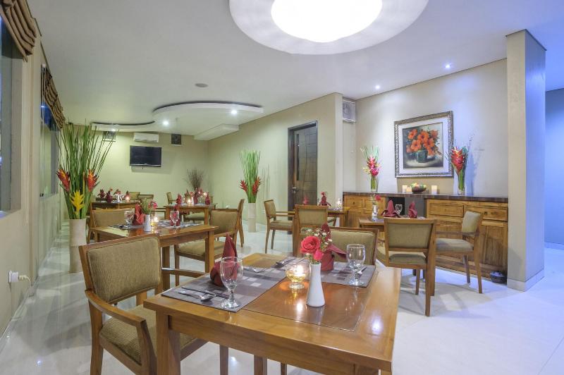D'Penjor Seminyak - Restoran