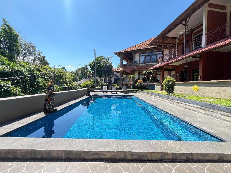 Pande Permai Bungalows - Havuz