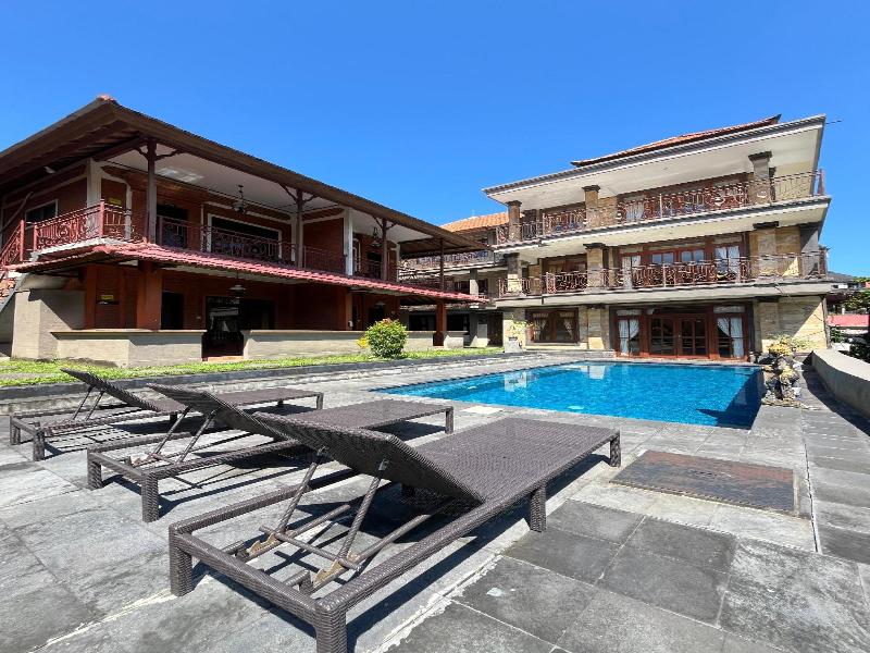 Pande Permai Bungalows - Havuz