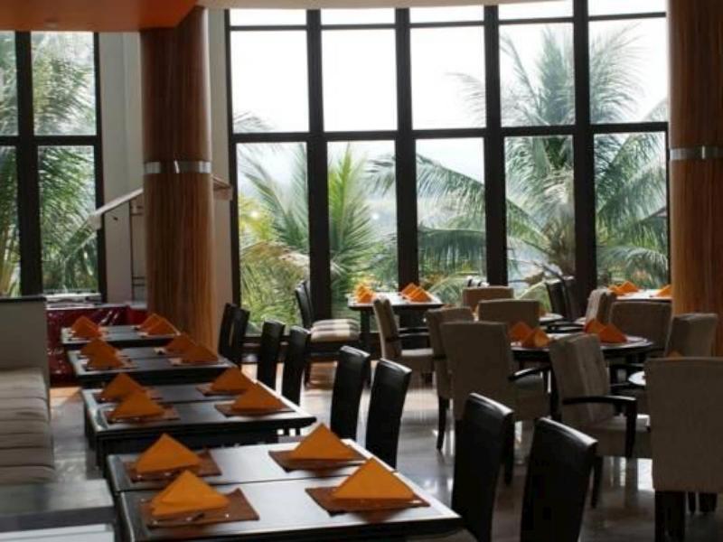 The Oxalis Regency Hotel - Restoran