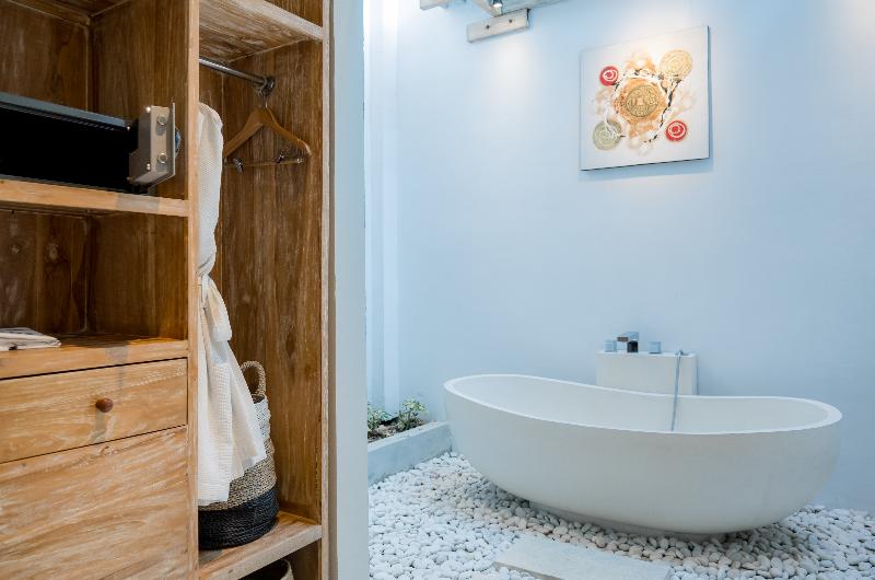 18 Suite Villa Kuta - Oda